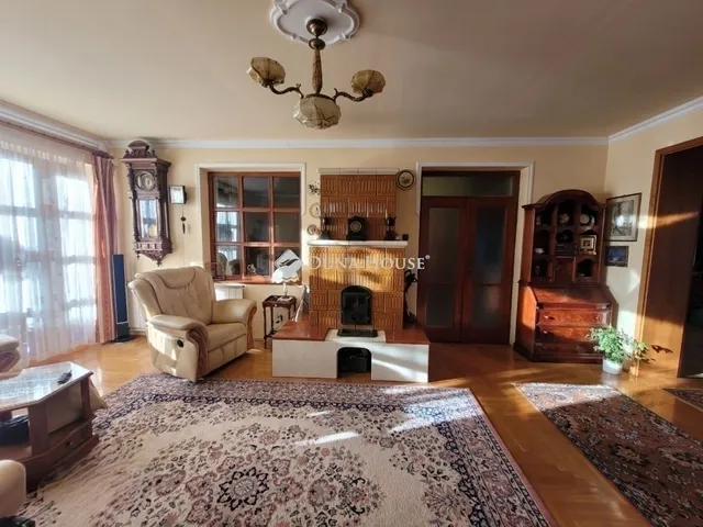 Eladó ház Vecsés 265 nm