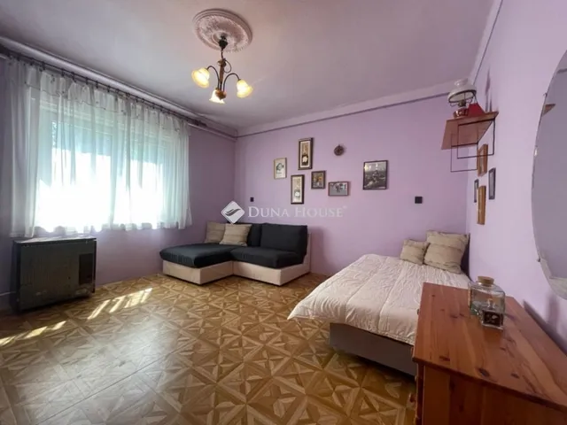 Eladó ház Vecsés 226 nm