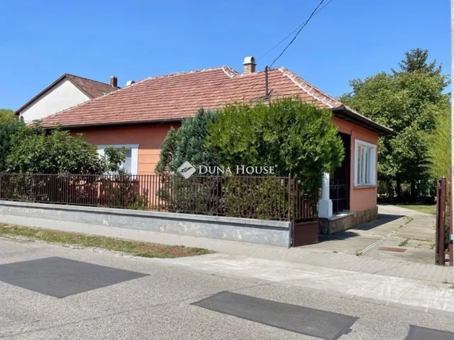 Eladó ház Vecsés 226 nm
