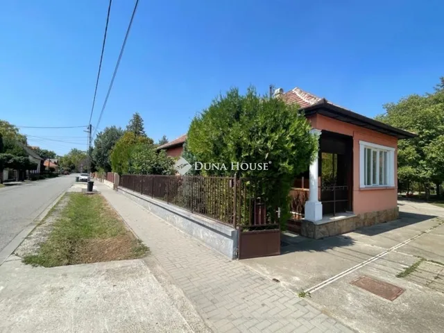 Eladó ház Vecsés 226 nm