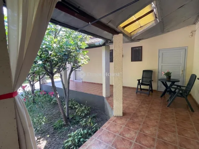 Eladó ház Vecsés 226 nm