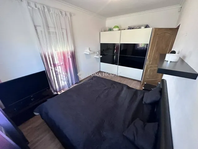 Eladó ház Üllő 280 nm