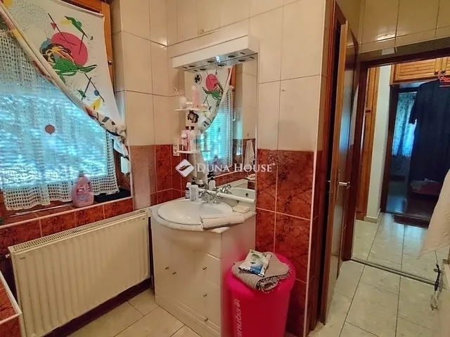 Eladó ház Péteri 263 nm