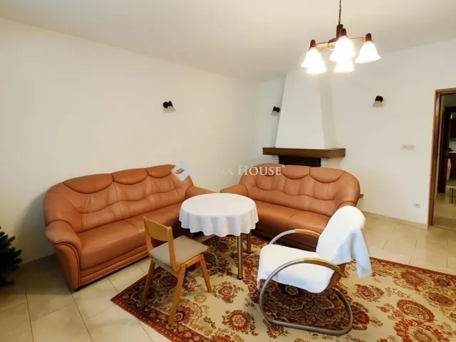 Eladó ház Péteri 263 nm