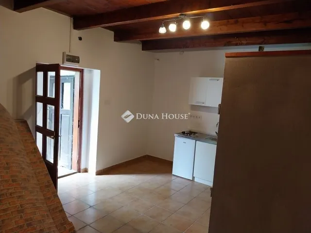 Eladó ház Péteri 62 nm