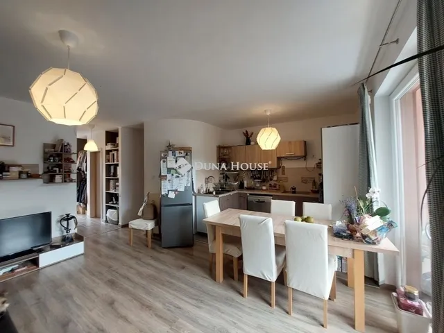 Eladó ház Pécel 80 nm