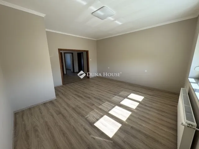 Eladó ház Budapest XXI. kerület, Királyerdő 100 nm