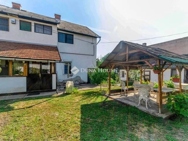 Eladó ház Budapest XX. kerület 200 nm