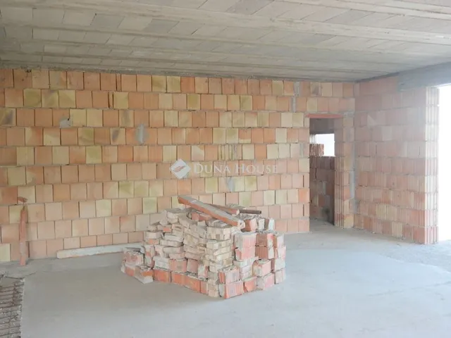 Eladó ház Budapest XX. kerület 295 nm