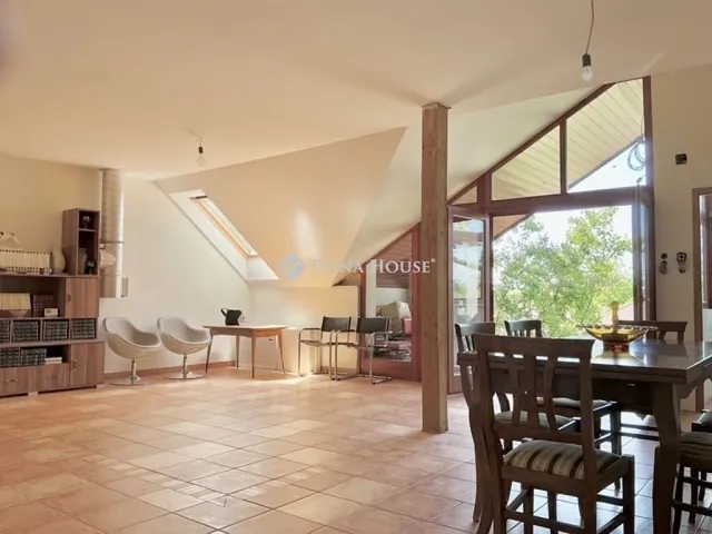 Eladó lakás Gyál 136 nm