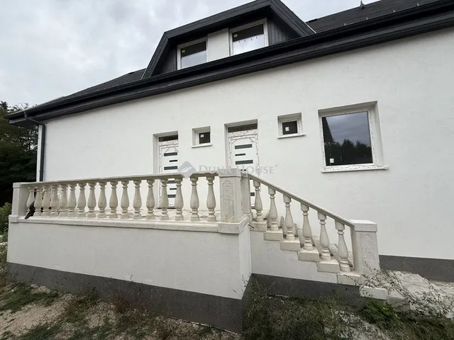 Eladó ház Budapest XVII. kerület, Szent-László telep 137 nm
