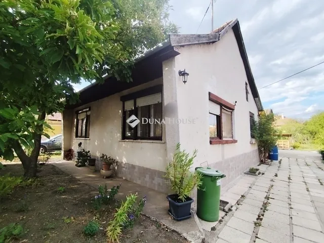 Eladó ház Vecsés, Halmitelep 107 nm
