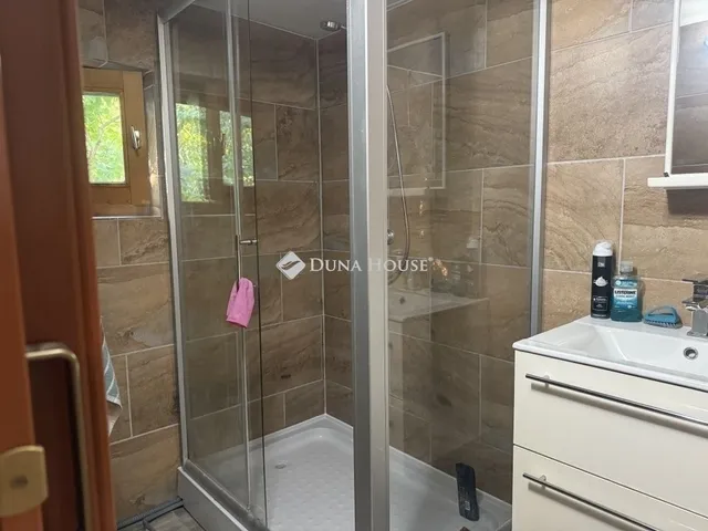 Eladó ház Pécel 150 nm