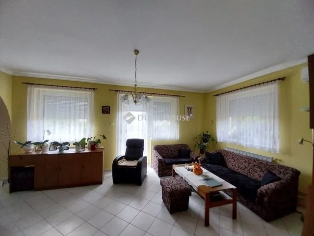 Eladó lakás Budapest XVII. kerület 111 nm