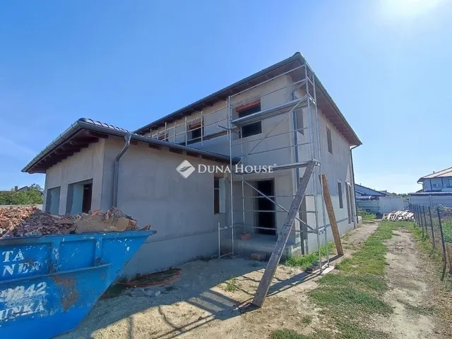 Eladó ház Vecsés 168 nm