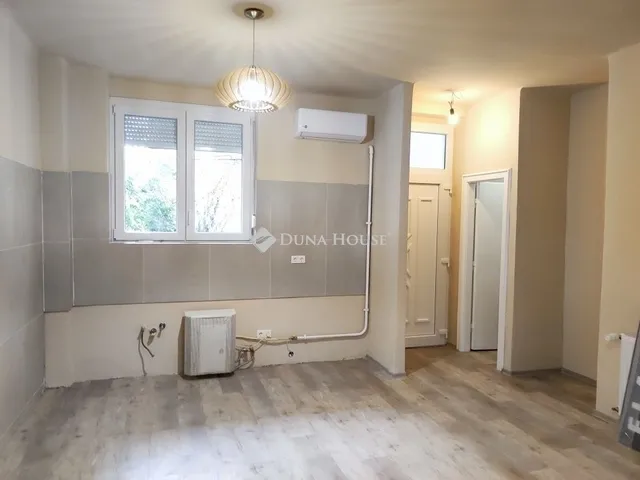 Eladó lakás Budapest XX. kerület, Pacsirtatelep 51 nm