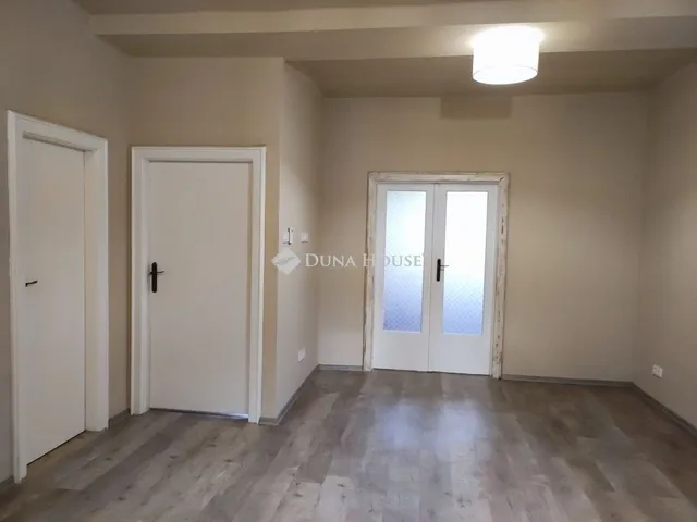 Eladó lakás Budapest XX. kerület, Pacsirtatelep 51 nm