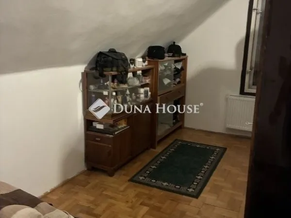 Eladó ház Budapest XVIII. kerület, Ganzkertváros 213 nm