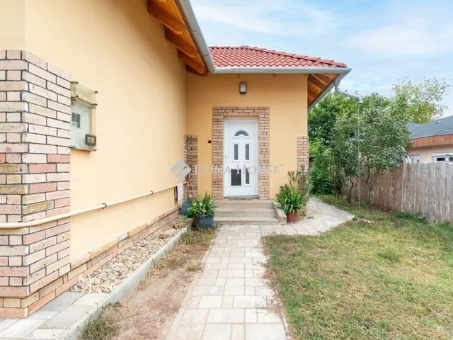 Eladó ház Budapest XVII. kerület, Rákoscsaba-Újtelep 86 nm