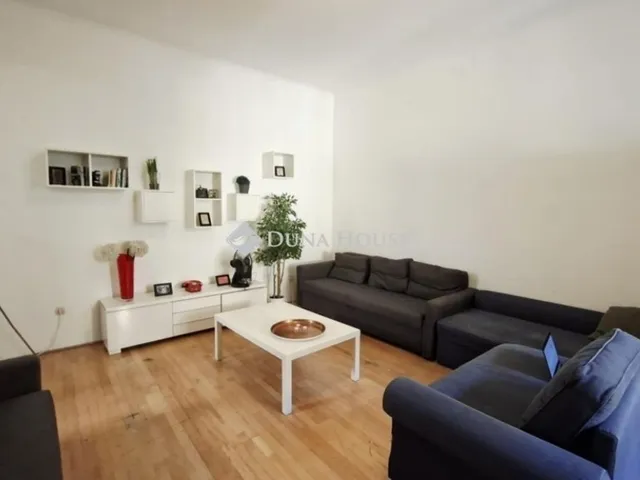 Eladó lakás Budapest VIII. kerület 90 nm