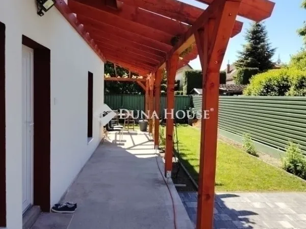 Eladó ház Budapest XVI. kerület 77 nm