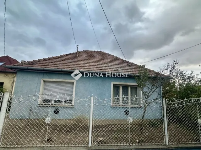 Eladó ház Nagytarcsa 100 nm