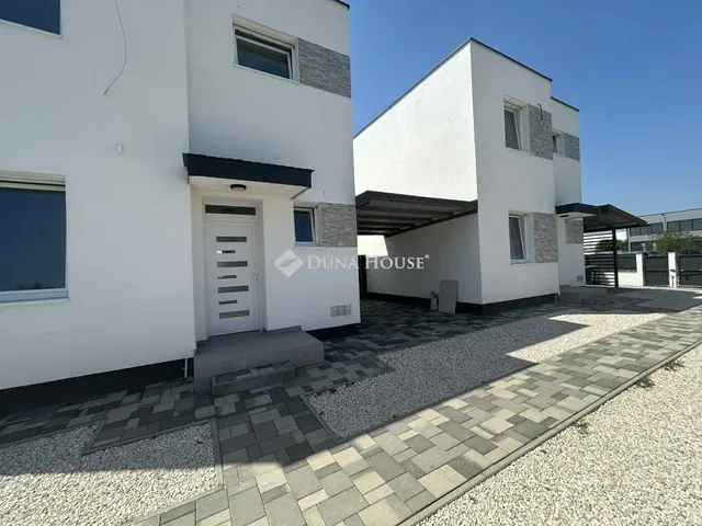 Eladó ház Vecsés 116 nm