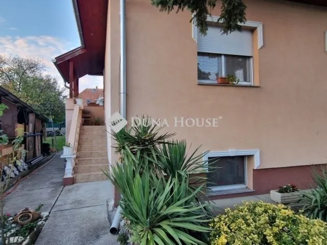 Eladó ház Budapest XVII. kerület, Rákosliget 120 nm