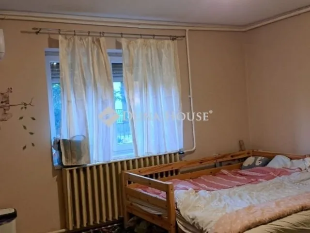 Eladó ház Isaszeg 85 nm