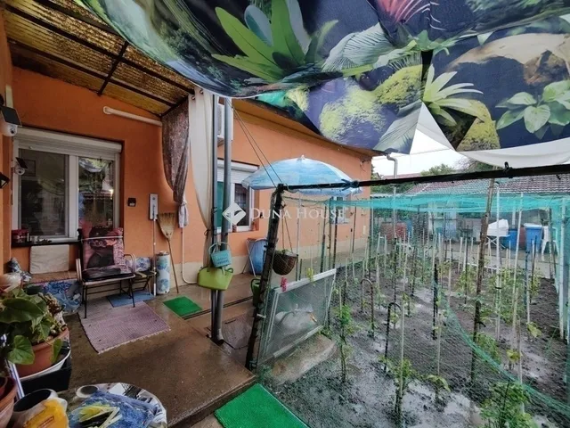 Eladó ház Vecsés 72 nm