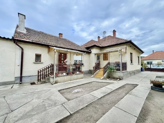 Eladó ház Üllő 89 nm