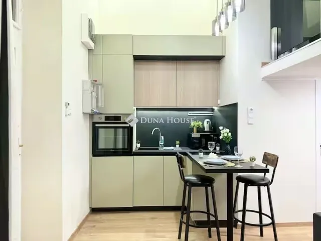 Eladó lakás Budapest VI. kerület 25 nm