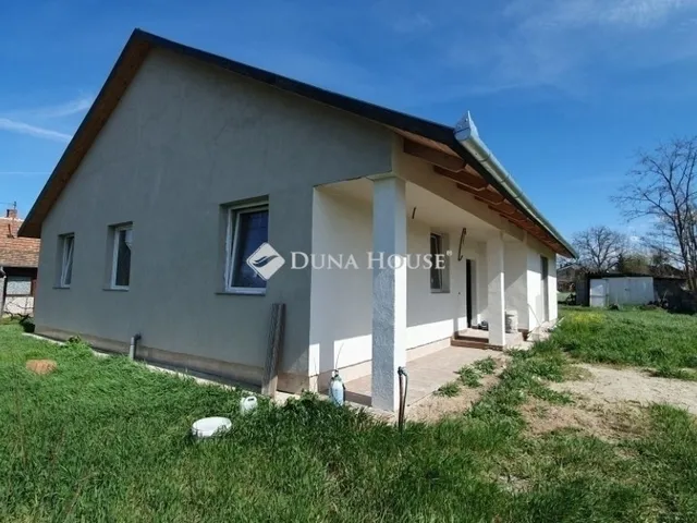 Eladó ház Kóka 131 nm