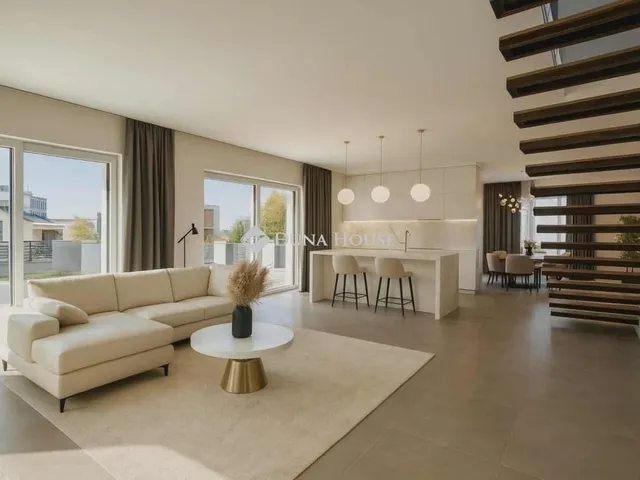 Eladó ház Budapest XVII. kerület 190 nm