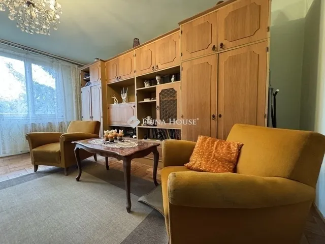 Eladó ház Budapest XVI. kerület 150 nm