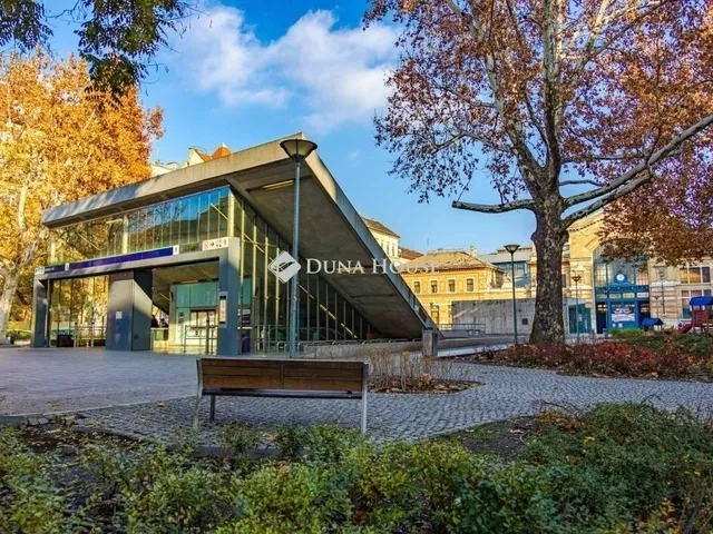 Eladó kereskedelmi és ipari ingatlan Budapest VIII. kerület 29 nm