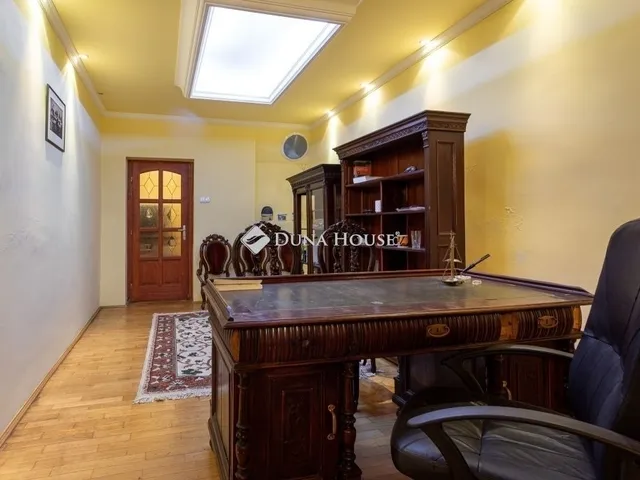 Eladó lakás Budapest VI. kerület 37 nm