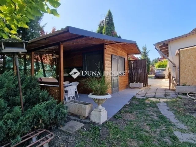 Eladó ház Budapest XVI. kerület 132 nm