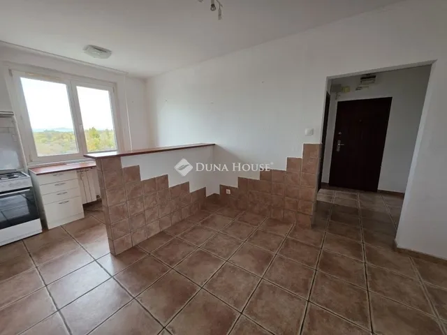 Eladó lakás Budapest X. kerület 74 nm