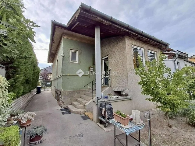 Eladó ház Budapest XV. kerület, Pestújhely 80 nm