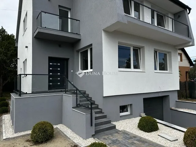 Eladó ház Budapest XVII. kerület 195 nm