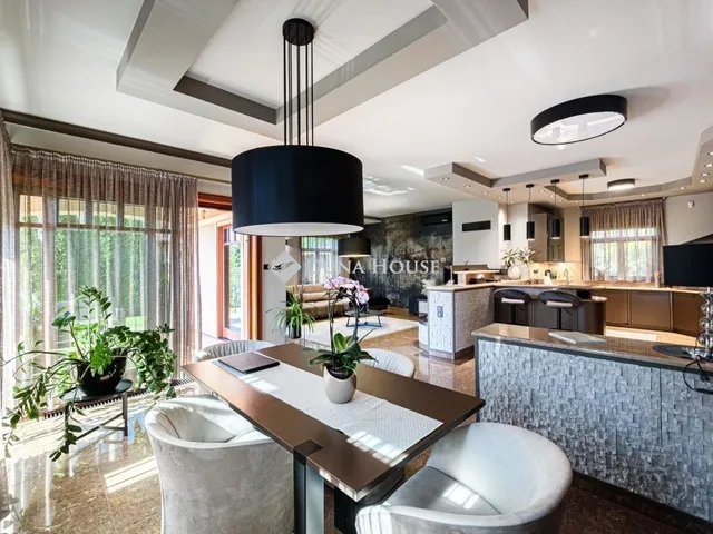 Eladó ház Kistarcsa 305 nm