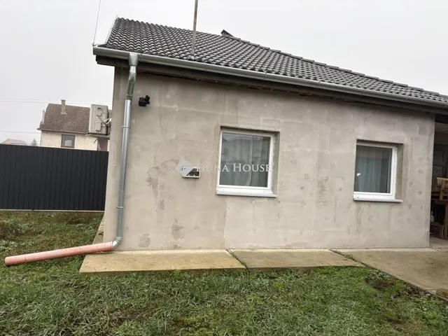 Eladó ház Sülysáp 40 nm
