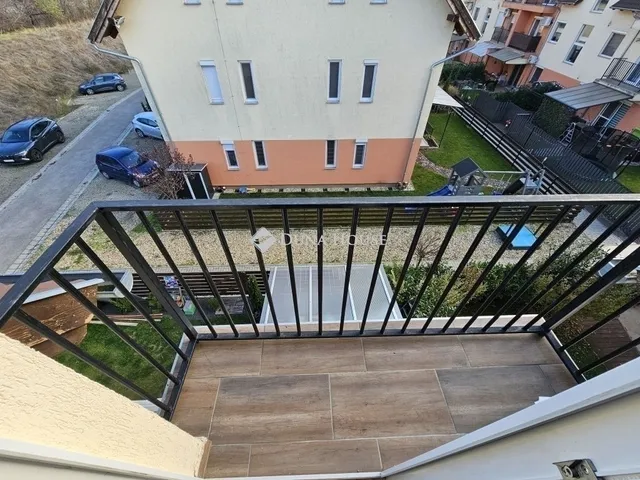 Eladó lakás Üllő 38 nm