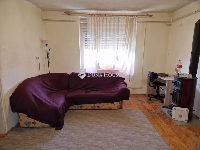 Eladó ház Monor 93 nm