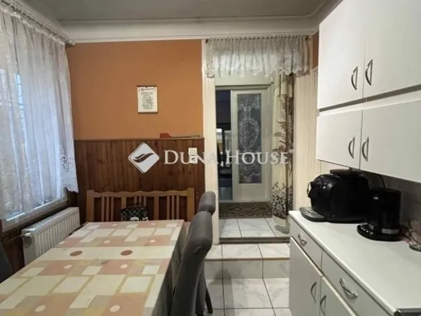 Eladó ház Vecsés 98 nm