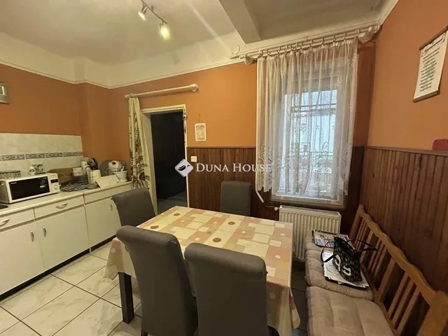 Eladó ház Vecsés 98 nm