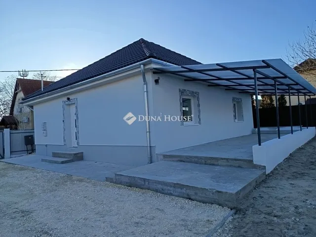 Eladó ház Nagykáta 92 nm