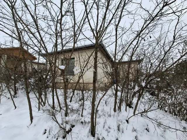 Eladó ház Erdőkertes 75 nm