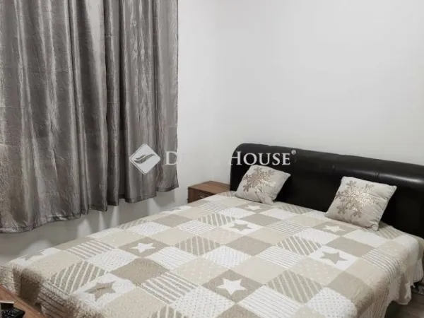 Eladó lakás Cegléd 72 nm